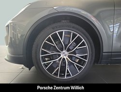 Macan 4 HA-Lenkung BOSE Luftfederung 21-Zoll