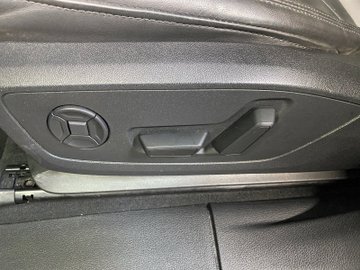 Q3 40 2.0 TDI quattro S-Line S-line AUT Navi LED – Bild 10