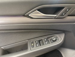 Golf VIII Variant 1.5 eTSI Style ACC AUT Navi LM