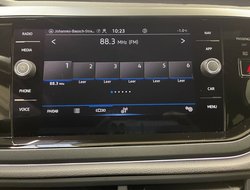 Polo VI 1.0 TSI R-Line R-Line IQLight Kam. Navi