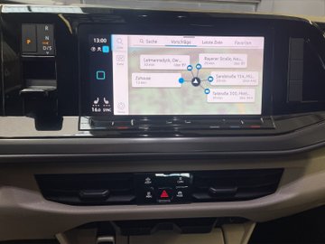 T7 Multivan 2.0 TDI DCC Pano IQLight ACC AUT Kam. – Bild 13