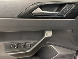 Polo VI 1.0 TSI Life ACC AUT Navi Virtual LED LM