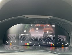 Kamiq 1.0 TSI DSG ACC AHK AUTO Virtual LED