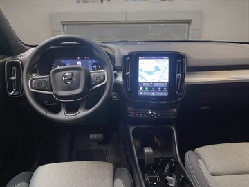 XC40 B4 Plus Black Edition ACC AUT Kam. Navi 360 – Bild 16