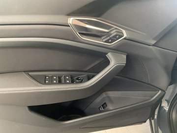 Q8 e-tron Sportback  50 quattro advanced Pano LM – Bild 9