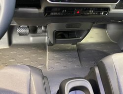 ID. Buzz Cargo Pro 79kWh 210kw NaviPro AHK AUT