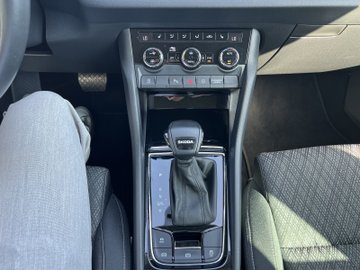 Karoq 1.5 TSI DSG Style AHK Navi PDC RFK Kessy – Bild 13