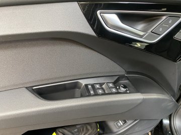 Q4 e-tron Sportback 40 e-tron S-line ACC AUT LED – Bild 9