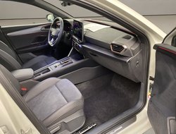 Leon Sportstourer 1.5  VZ DCC ACC AHK AUT Kam.