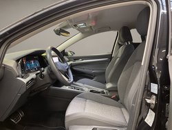 Golf VIII 1.5 eTSI Move ACC AHK AUT Kam. Navi LM