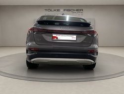 Q4 Sportback 50 quattro e-tron Basis AUT Navi LM