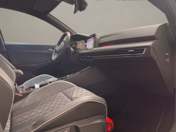 Golf VIII 2.0 TDI R-Line ACC AUT Kam. LED – Bild 18
