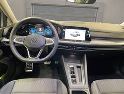 Golf VIII 1.5 eTSI Active ACC AUT Navi Virtual