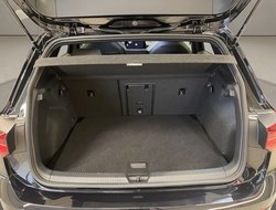 Golf VIII 2.0 TDI R-Line R-Line IQLight AUT Kam.