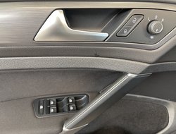 Golf VII e-Golf NaviPro AUT Kam. Navi W-Pumpe LM