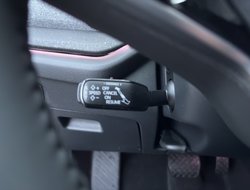 Octavia Combi 2.0 TDI DSG ACC AHK Navi eHeck LED