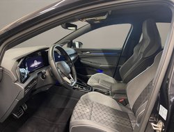 Golf VIII 2.0 TDI R-Line R-Line IQLight AUT Kam.