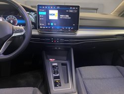 Golf VIII Variant 1.5 eTSI  W Life ACC AHK AUT