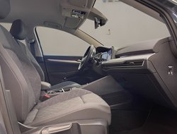 Golf VIII Variant 1.5 eTSI Life ACC AUT Navi LED