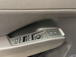 T-Roc Life 1.5 l eTSI OPF  DSG ACC AUT Kam. Navi