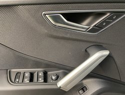 Q2 35 1.5 TFSI advanced ACC AHK AUT Kam. Navi LM