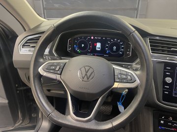 Tiguan 2.0 TSI BMT 4Motion Elegance IQLight ACC – Bild 11
