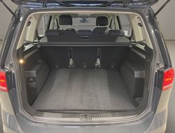 Touran BMT 1.5 TSI Comfortline IQLight ACC AHK