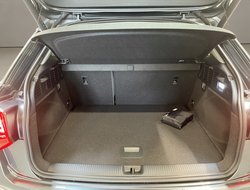 Q2 S-Line 35 1.5 TFSI S-line AHK AUT Kam. LED LM