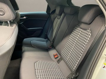 A1 Sportback 30 1.0 TFSI S-Line S-line ACC AUT – Bild 15