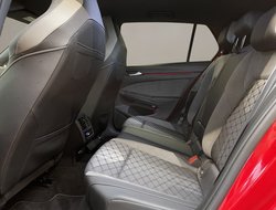 Golf VIII 1.5 eTSI R-Line R-Line ACC AUT Kam. LM