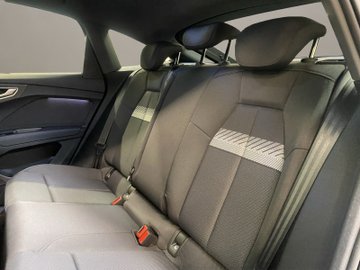 Q4 e-tron Sportback 40 e-tron S-line ACC AUT LED – Bild 15