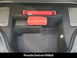 Macan 4S BOSE LED-Matrix Panorama Luftfederung