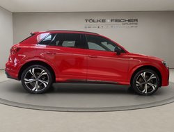 Q3 40 2.0 TFSI quattro S-Line S-line ACC AUT LED