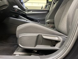 Golf VIII 1.5 eTSI Move ACC AHK AUT Kam. Navi LM