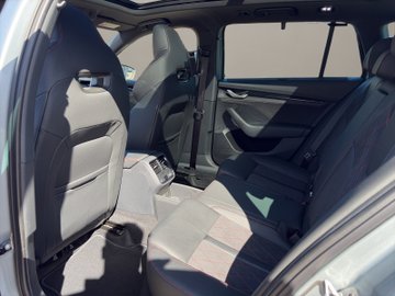 Octavia Combi RS Pano AHK Navi 360 Massage – Bild 15