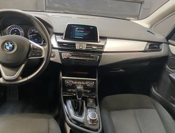 225 Active Tourer xe e  Advantage Pano AUT Navi