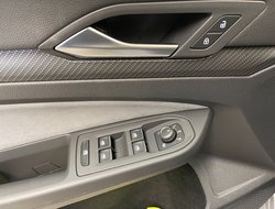 Golf VIII 2.0 TDI R-Line R-Line IQLight AUT Kam.