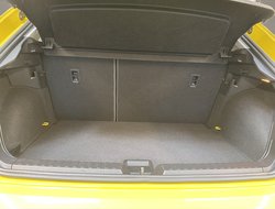 A1 allstreet 30 1.0 TFSI basis    AUT Leder