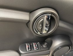 Mini One Cabrio Essential Trim LED PDC SHZ