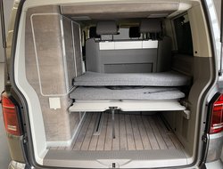 T6.1 2.0 TDI FWD California Ocean Edition DCC LM