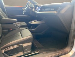 Q4 45 e-tron 210 kW ACC AUT Kam. Navi Standh. LM