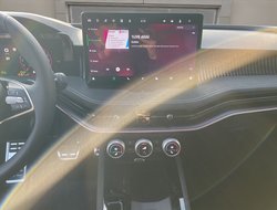 Superb Combi Sportline Navi DCC PANO AHK eHeck