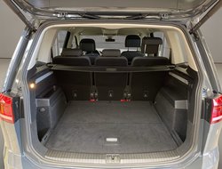 Touran BMT 1.5 TSI Comfortline R-Line ACC AUT LM