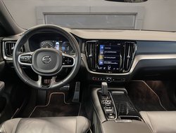 V60 T6 Twin Engine (E6d) R Design Recharge