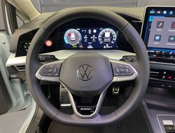 Golf VIII 1.5 eTSI W Energy ACC AHK AUT Kam. LED