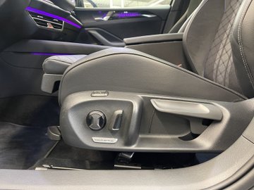 Passat Variant 1.5 TSI e W R-Line Pano R-Line LM – Bild 10