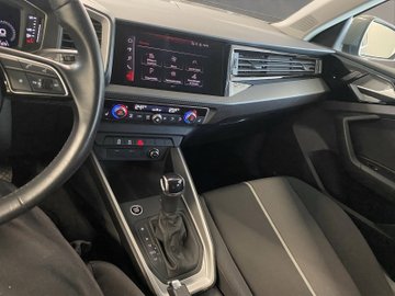 A1 Sportback 25 1.0 TFSI S-Line S-line AUT LED – Bild 14