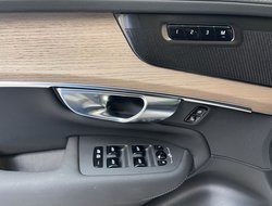 XC90 T8 Twin Engine PHEV Plus Dark Recharge ACC