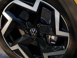 T-Roc R-Line 1.5 l eTSI DSG Leasingaktion