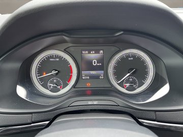 Karoq 1.5 TSI ACT Style DynLicht KeyLess KlimaA. – Bild 11